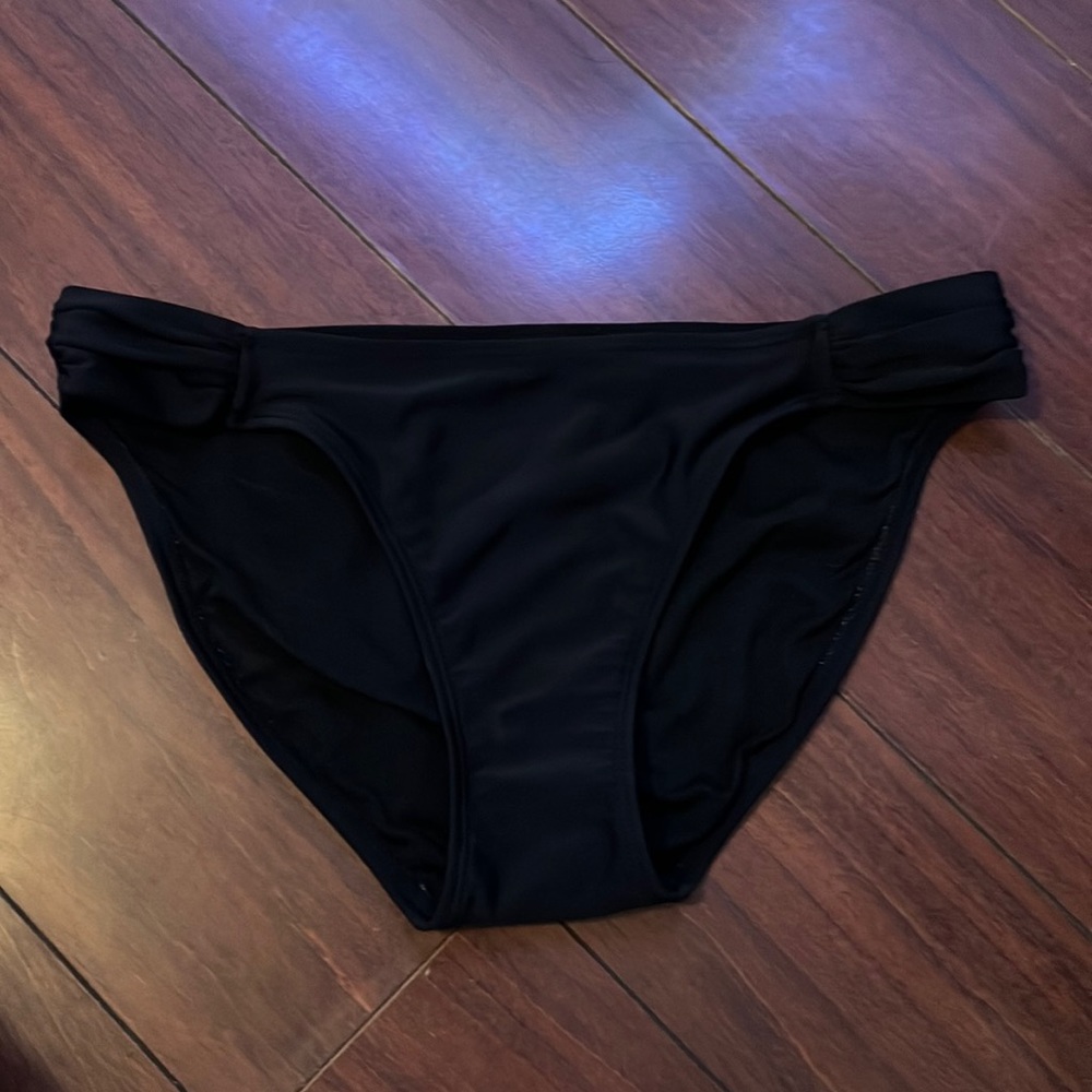Xhilaration black bikini bottoms